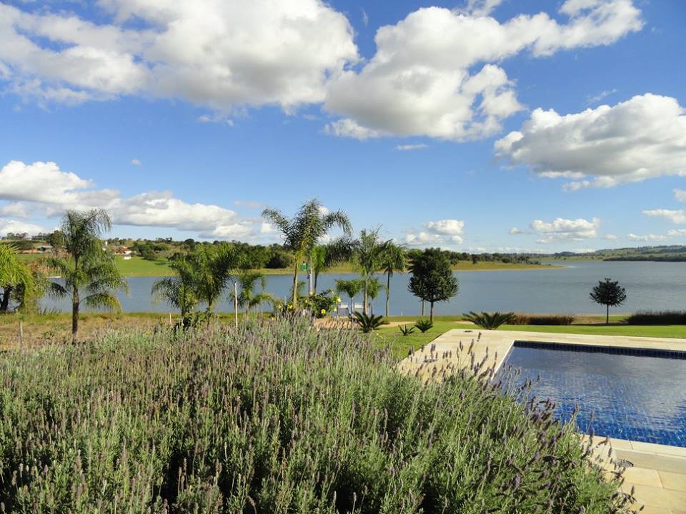 Jardim em casa de veraneio 1