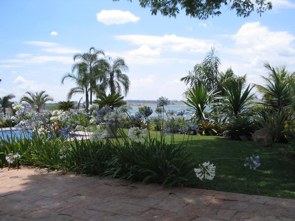 Jardim em casa de veraneio 5